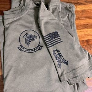 Green dry fit Atlanta falcons salute to service t shirt L